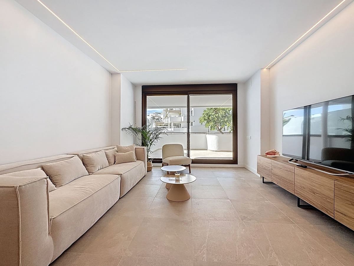 4 sovrum Lägenhet till salu i Estepona - 890 000 € (Ref: 9524849)