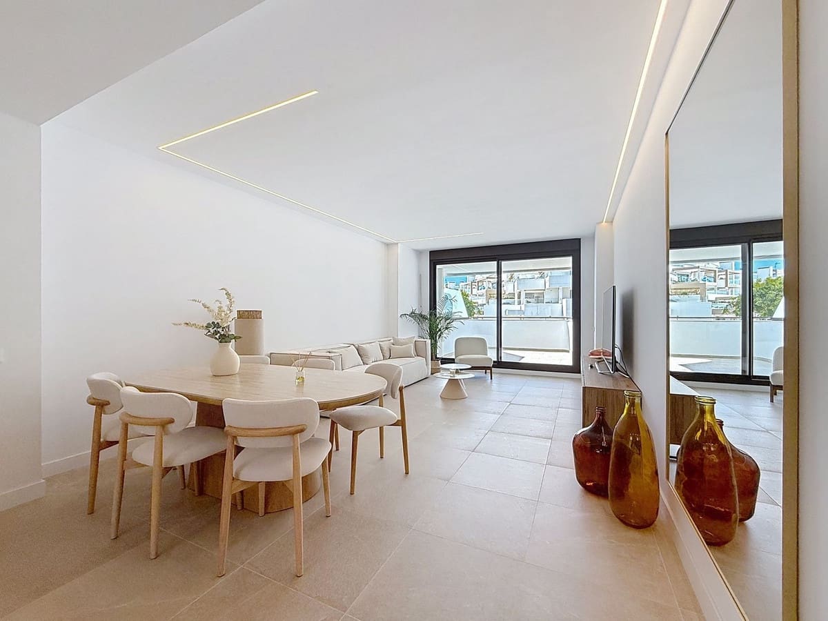 4 sovrum Lägenhet till salu i Estepona - 890 000 € (Ref: 9524849)