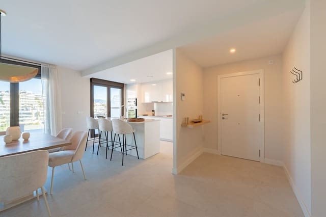 3 sovrum Lägenhet till salu i Estepona med garage - 895 000 € (Ref: 9524850)