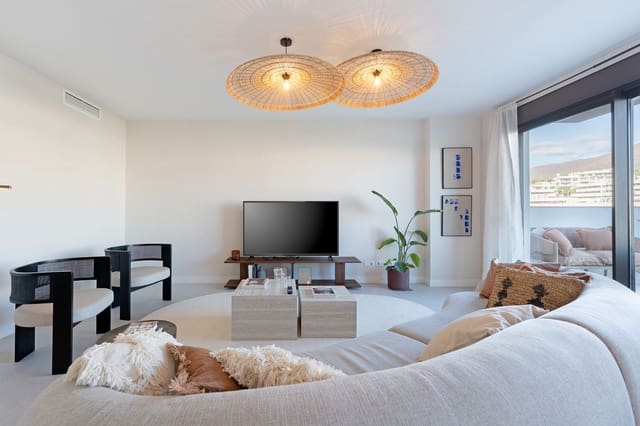 3 sovrum Lägenhet till salu i Estepona med garage - 895 000 € (Ref: 9524850)