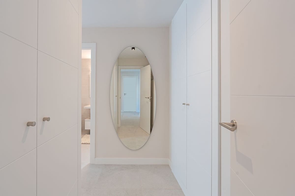 3 soverom Leilighet til salgs i Estepona med garasje - € 895 000 (Ref: 9524850)