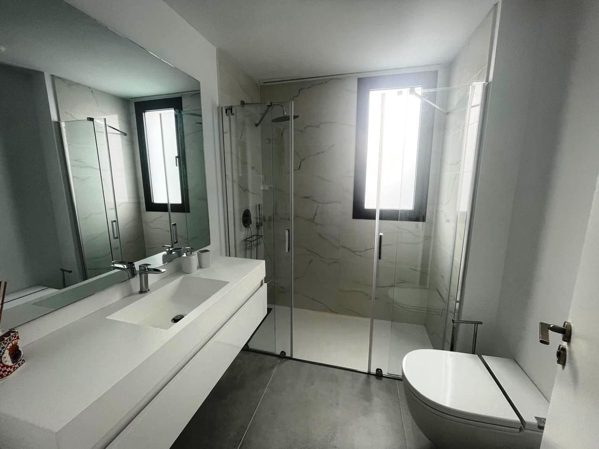 4 slaapkamer Appartement te koop in Estepona - € 949.000 (Ref: 9524852)