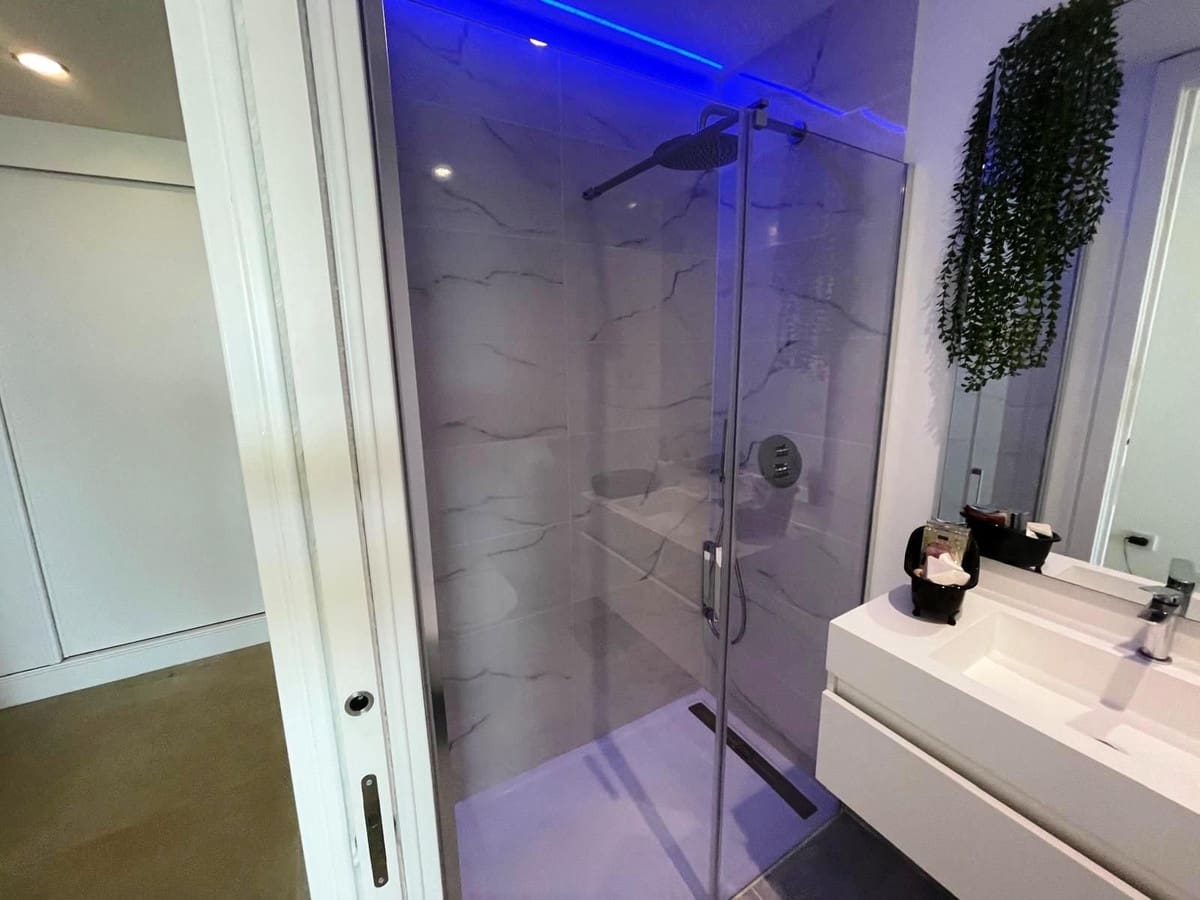 4 slaapkamer Appartement te koop in Estepona - € 949.000 (Ref: 9524852)