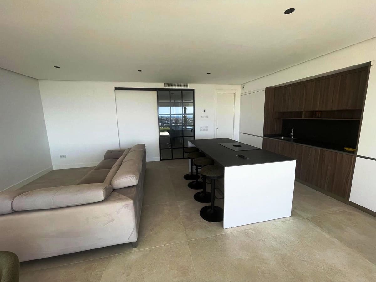 4 slaapkamer Appartement te koop in Estepona - € 949.000 (Ref: 9524852)