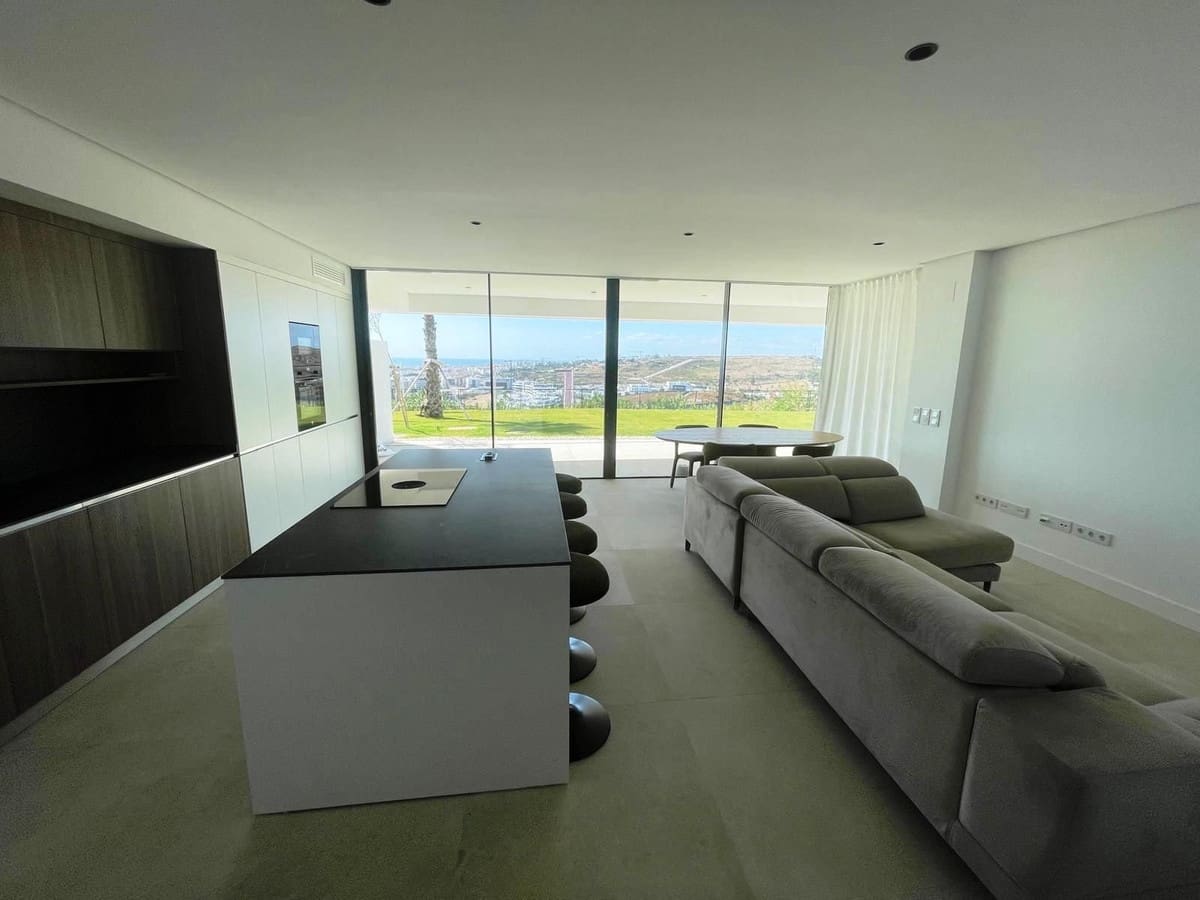 4 slaapkamer Appartement te koop in Estepona - € 949.000 (Ref: 9524852)