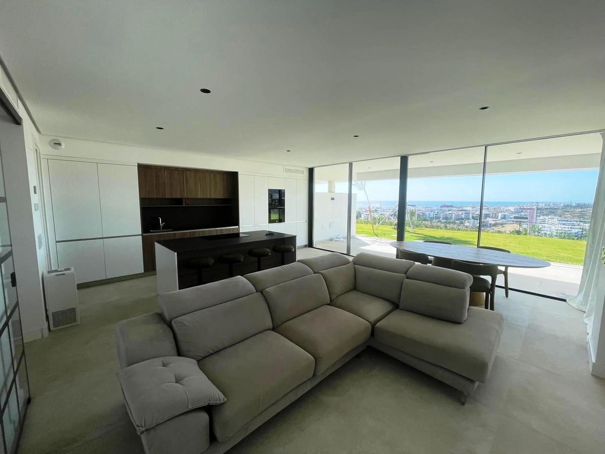 4 slaapkamer Appartement te koop in Estepona - € 949.000 (Ref: 9524852)