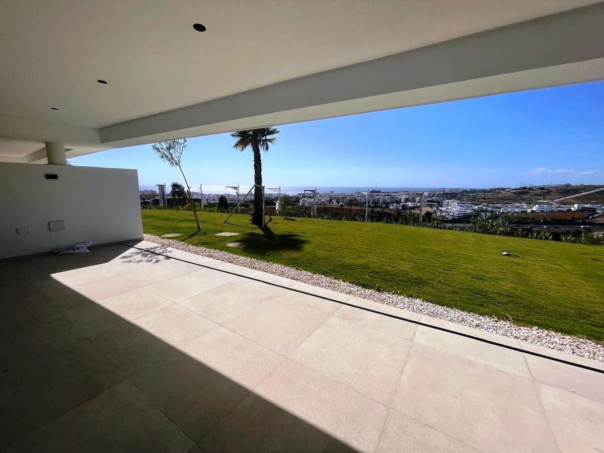 4 slaapkamer Appartement te koop in Estepona - € 949.000 (Ref: 9524852)