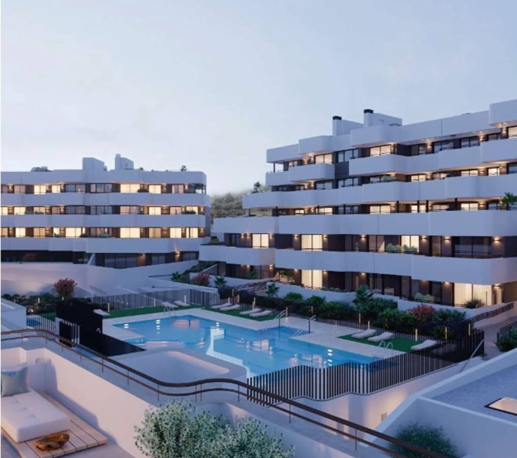 Apartamento de 3 habitaciones en Estepona en venta - 935.000 € (Ref: 9524855)