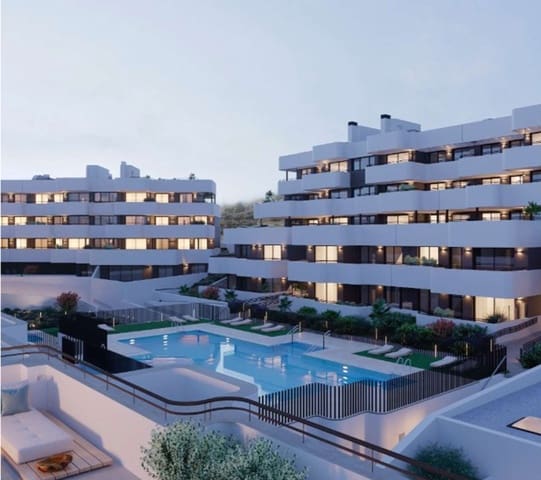 Apartamento de 3 habitaciones en Estepona en venta - 935.000 € (Ref: 9524855)