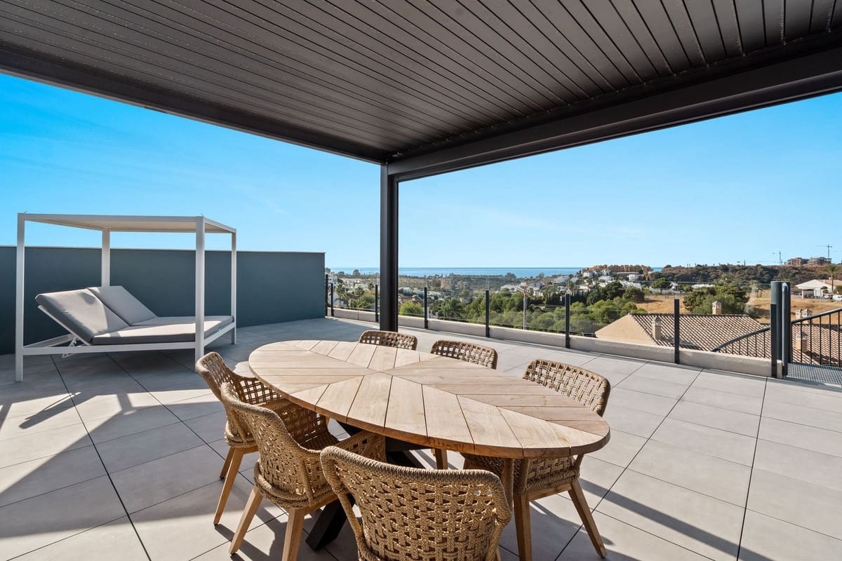 3 quarto Apartamento para venda em Estepona com garagem - 925 000 € (Ref: 9524856)