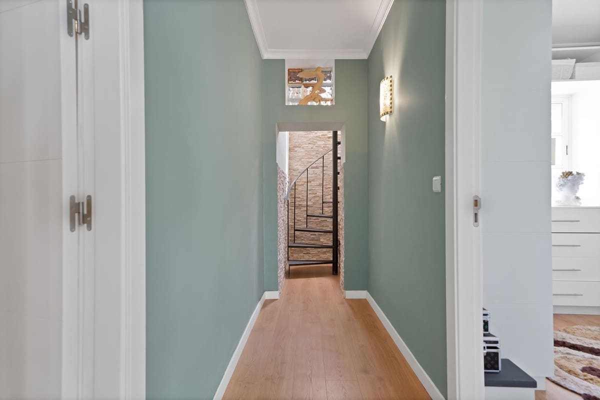 3 soveværelse Villa til salg i Estepona med garage - € 1.150.000 (Ref: 9524859)