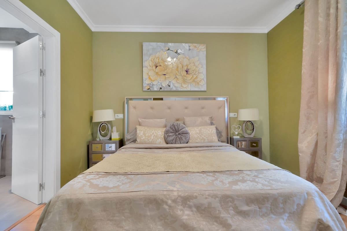 3 soverom Villa til salgs i Estepona med garasje - € 1 150 000 (Ref: 9524859)