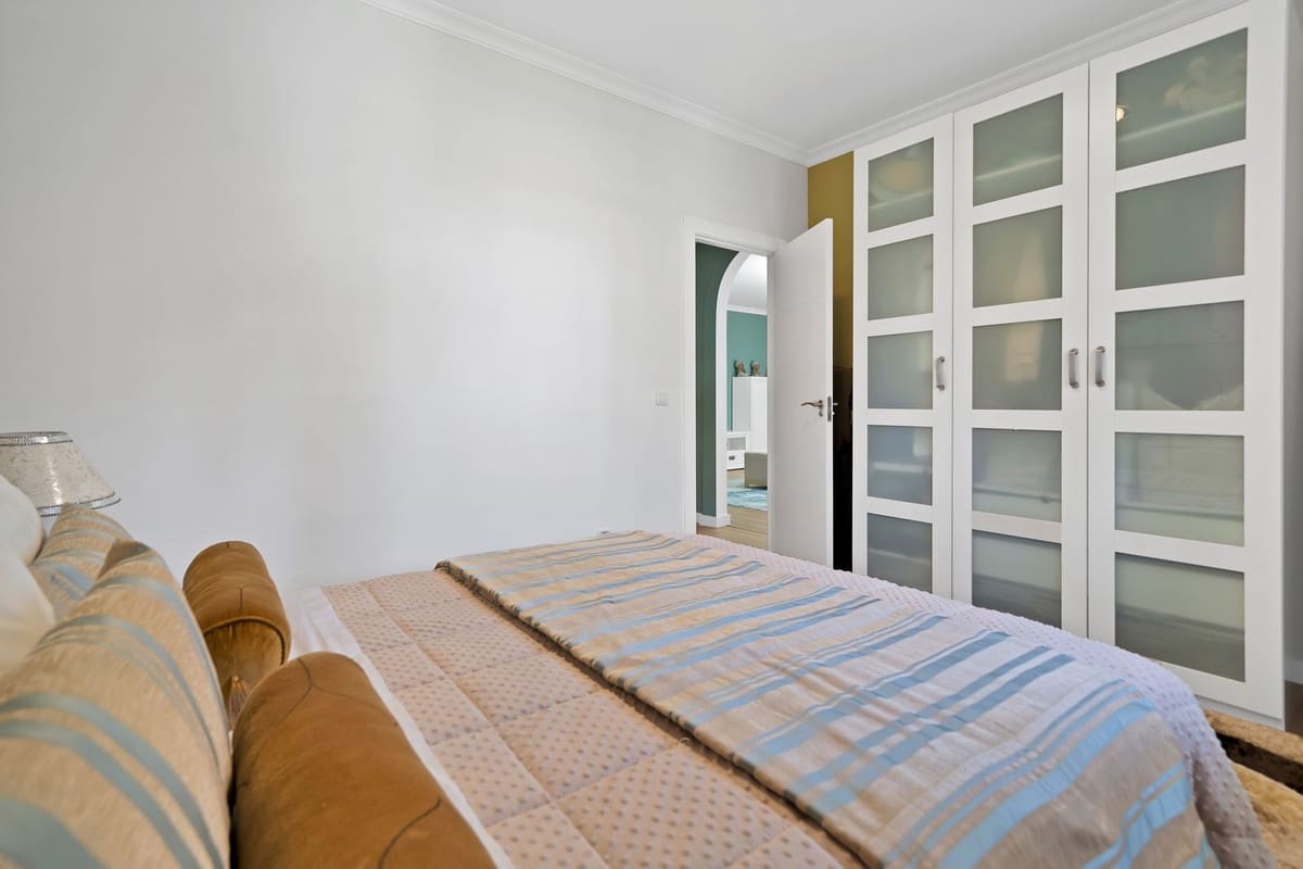 3 soverom Villa til salgs i Estepona med garasje - € 1 150 000 (Ref: 9524859)