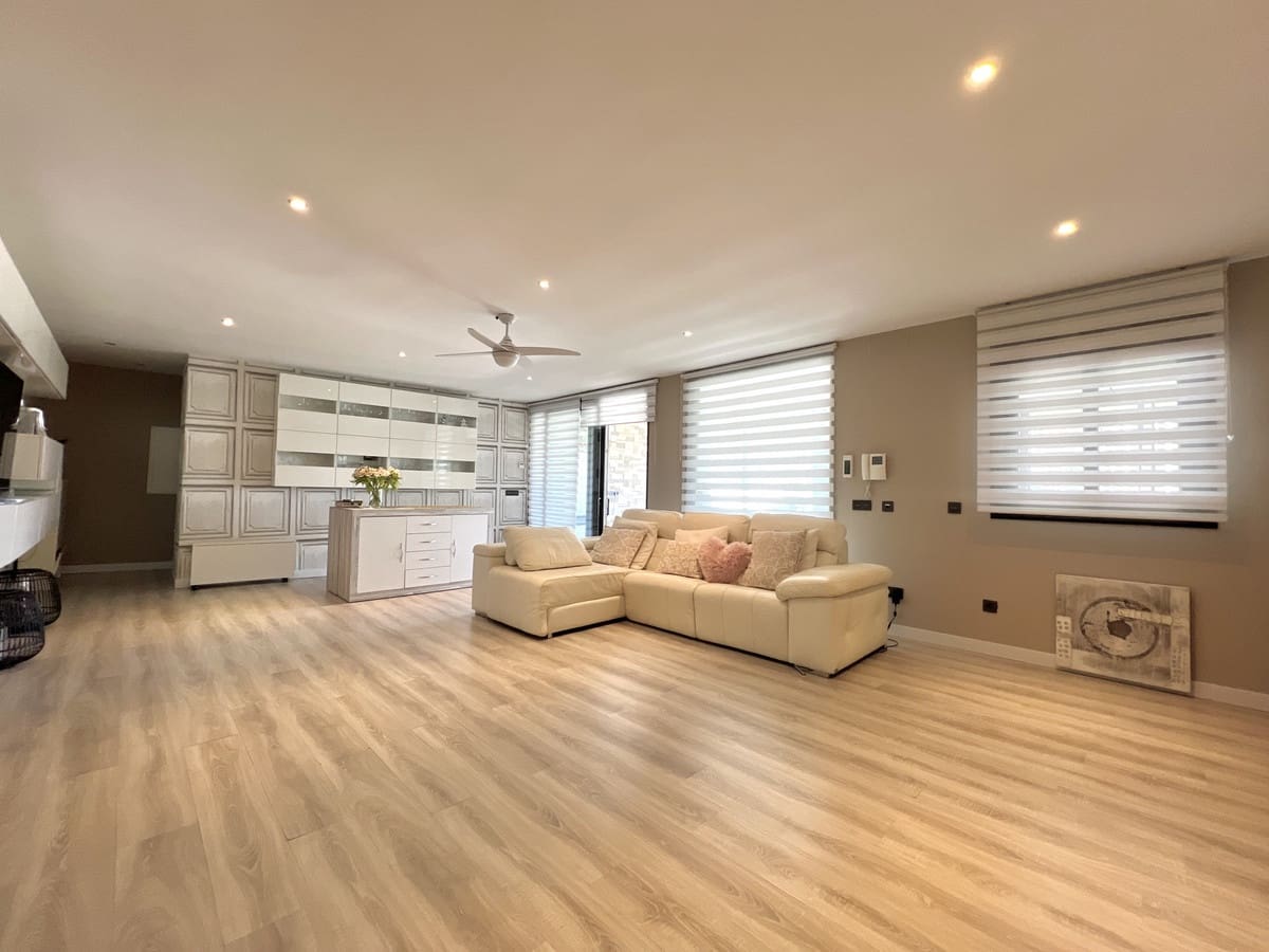 3 soveværelse Villa til salg i Estepona - € 1.150.000 (Ref: 9524860)