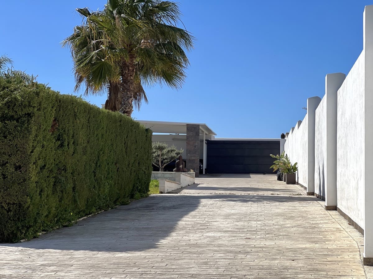 3 soveværelse Villa til salg i Estepona - € 1.150.000 (Ref: 9524860)