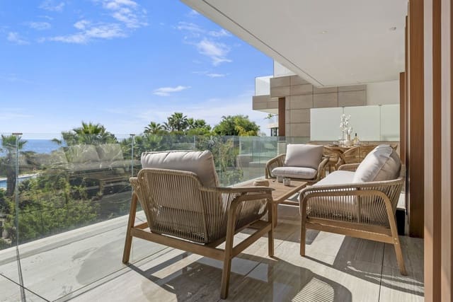 2 soveværelse Lejlighed til salg i Estepona - € 1.350.000 (Ref: 9524862)