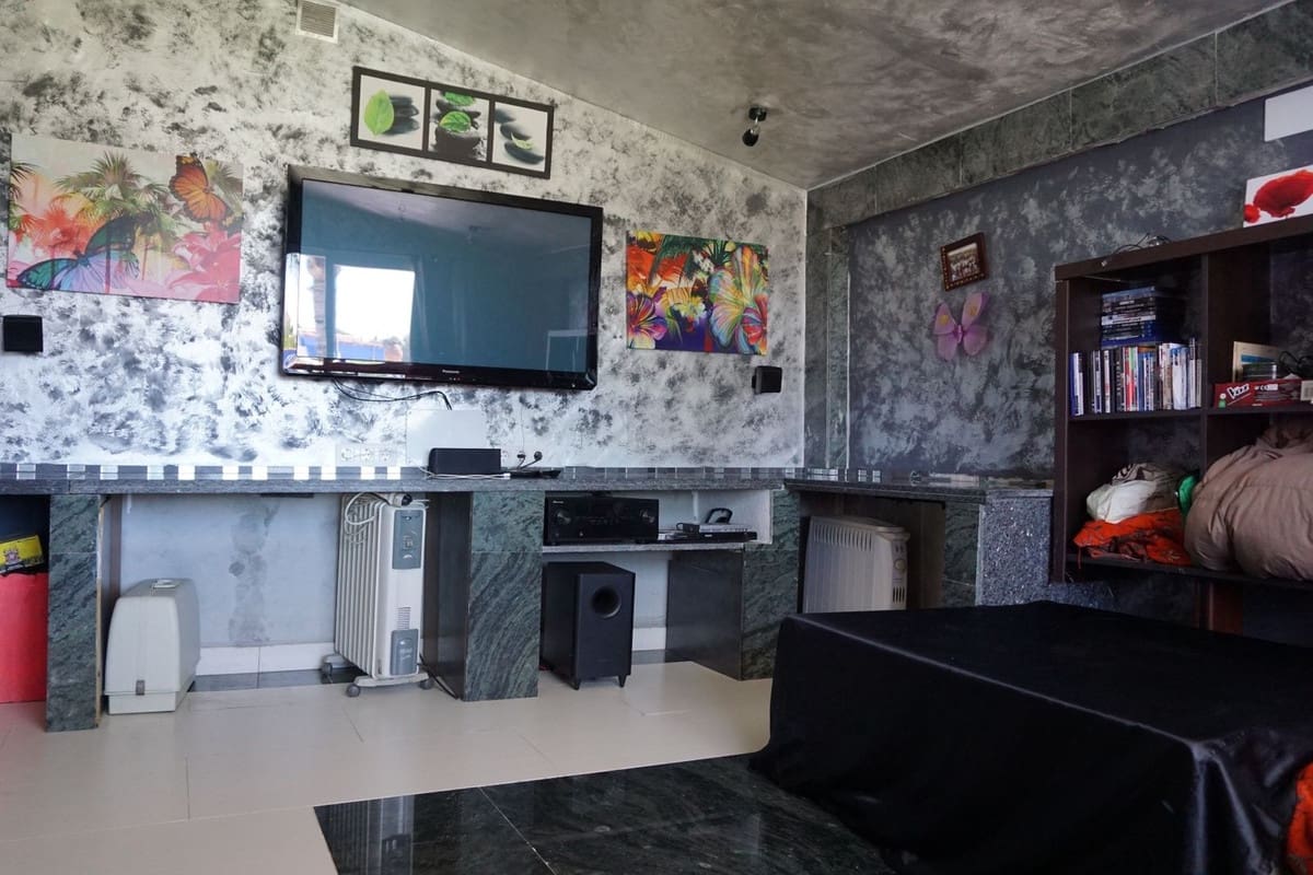 6 soveværelse Villa til salg i Estepona med garage - € 1.300.000 (Ref: 9524864)