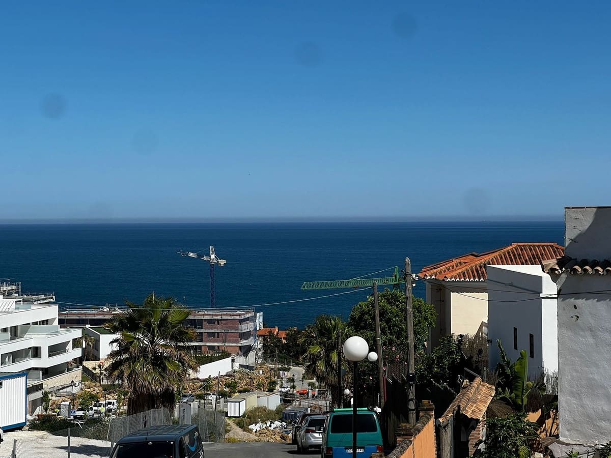 4 soveværelse Villa til salg i Estepona med garage - € 1.250.000 (Ref: 9524869)