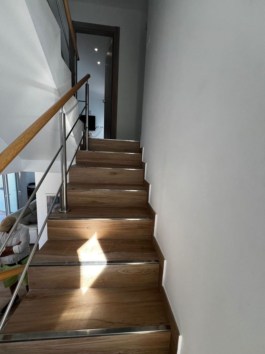 4 soveværelse Villa til salg i Estepona med garage - € 1.250.000 (Ref: 9524869)