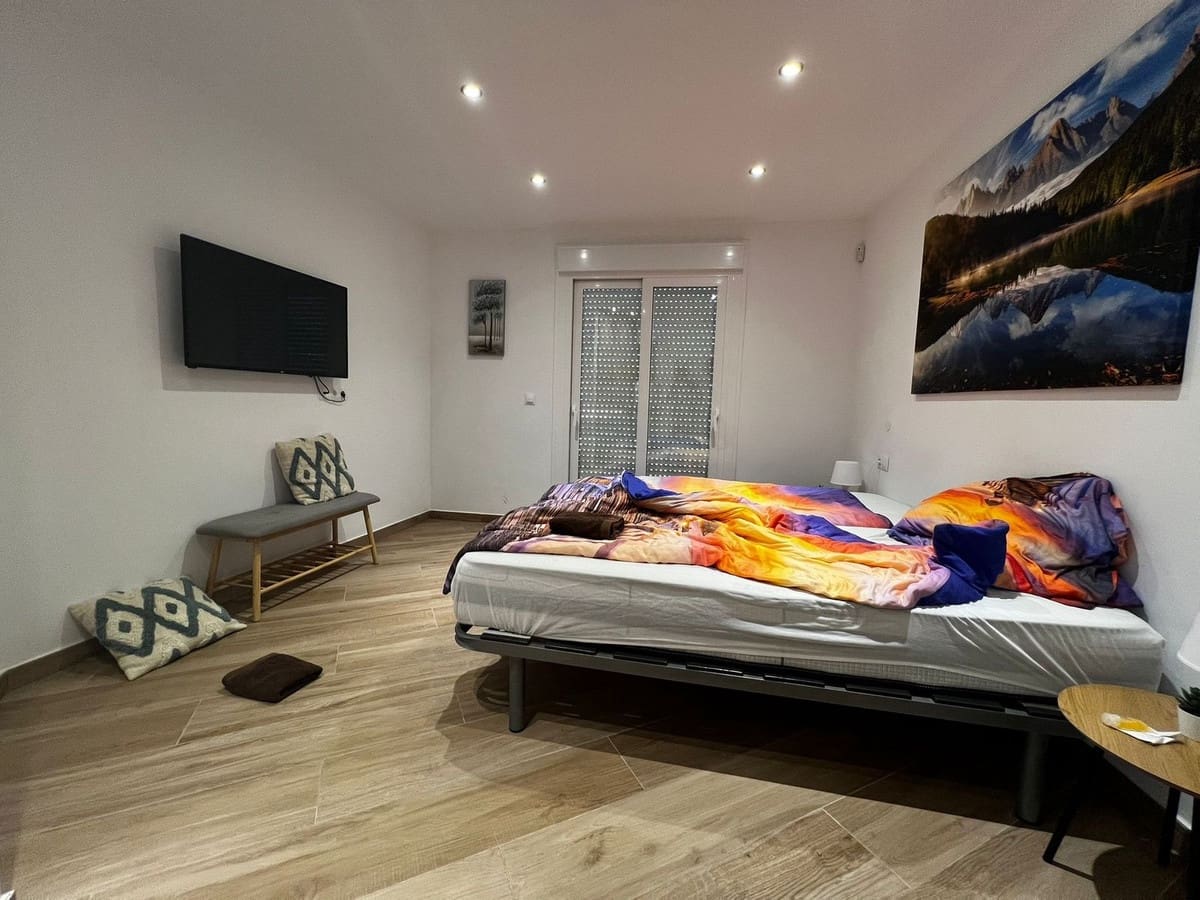 4 soveværelse Villa til salg i Estepona med garage - € 1.250.000 (Ref: 9524869)