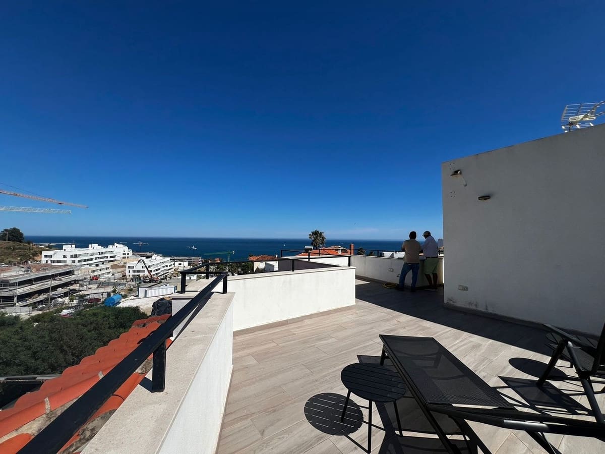 4 soveværelse Villa til salg i Estepona med garage - € 1.250.000 (Ref: 9524869)