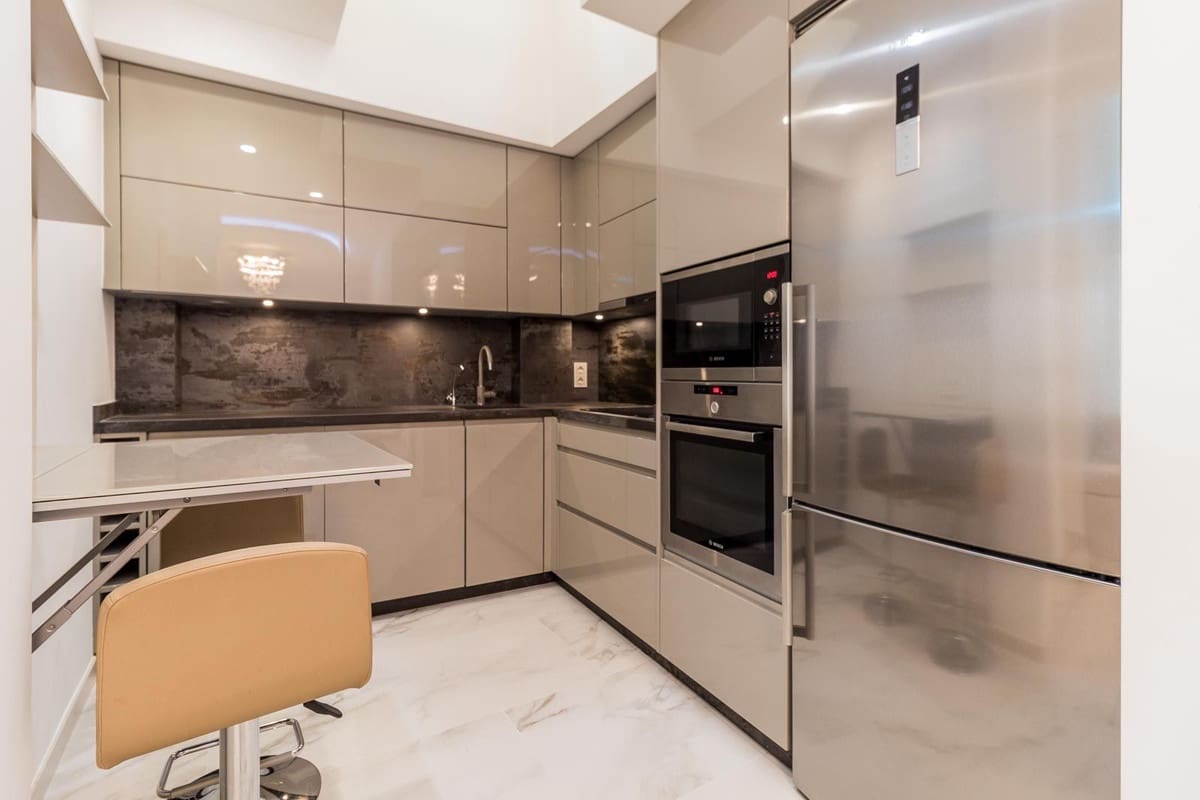 3 soverom Hus til salgs i Estepona med garasje - € 1 300 000 (Ref: 9524874)