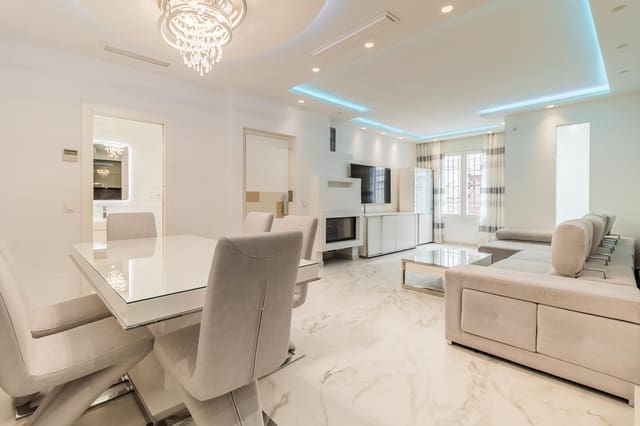 3 bedroom Townhouse for sale in Estepona with garage - € 1,300,000 (Ref: 9524874)