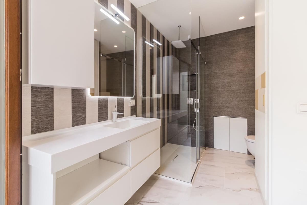 3 soverom Hus til salgs i Estepona med garasje - € 1 300 000 (Ref: 9524874)