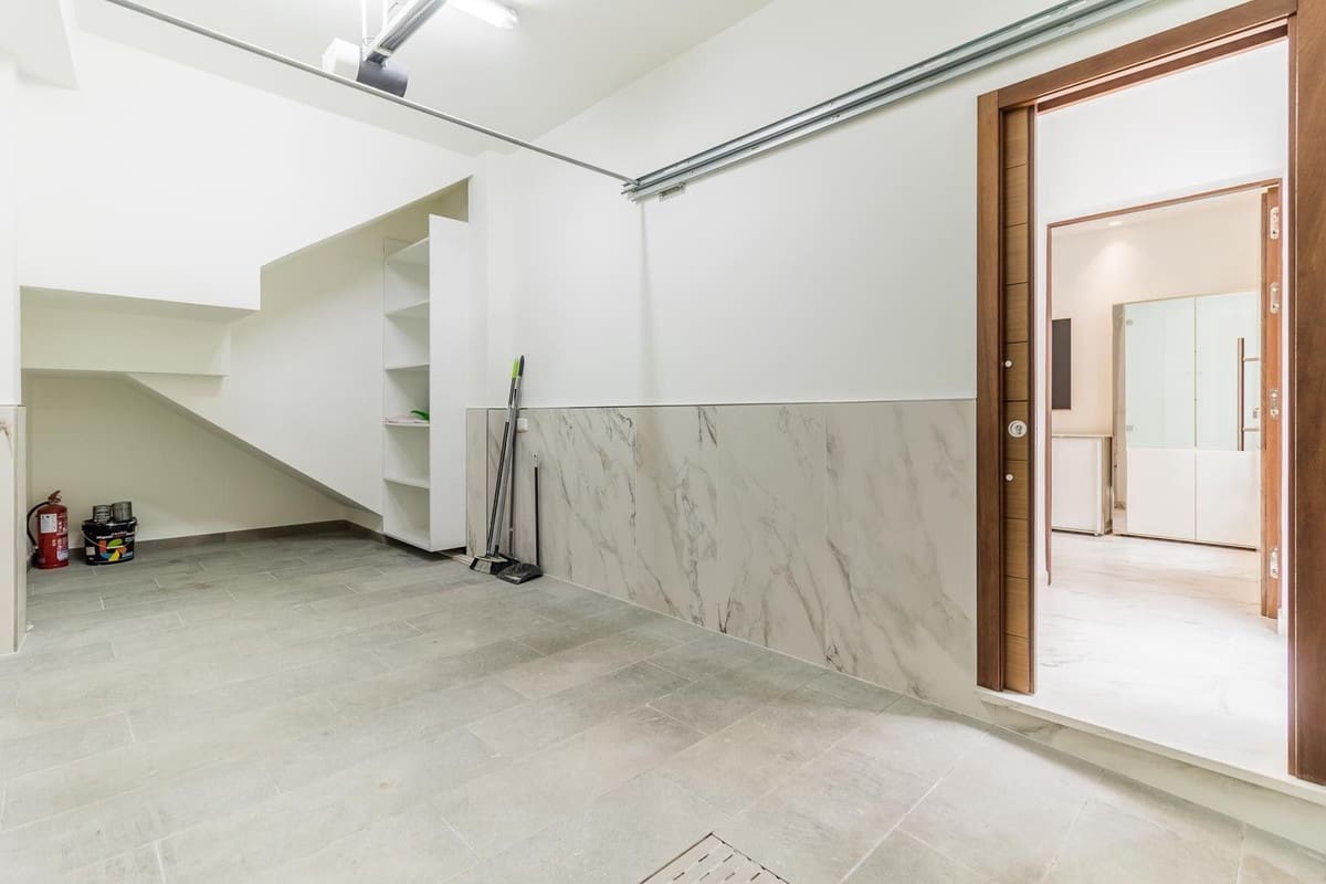 3 soverom Hus til salgs i Estepona med garasje - € 1 300 000 (Ref: 9524874)