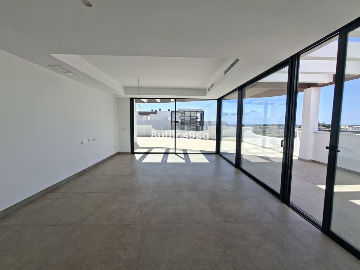 Apartamento de 3 habitaciones en Estepona en venta - 1.350.000 € (Ref: 9524875)