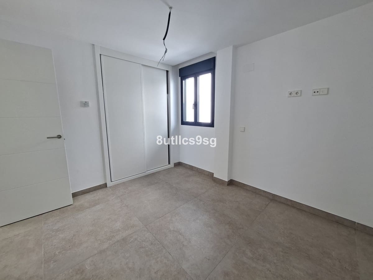 Apartamento de 3 habitaciones en Estepona en venta - 1.350.000 € (Ref: 9524875)