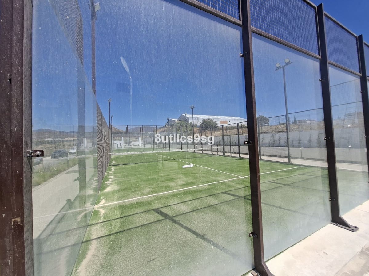 Apartamento de 3 habitaciones en Estepona en venta - 1.350.000 € (Ref: 9524875)