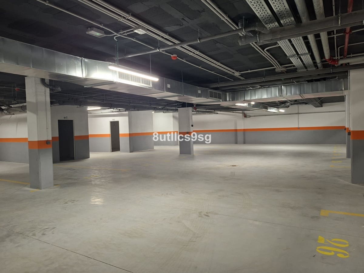 Apartamento de 3 habitaciones en Estepona en venta - 1.350.000 € (Ref: 9524875)