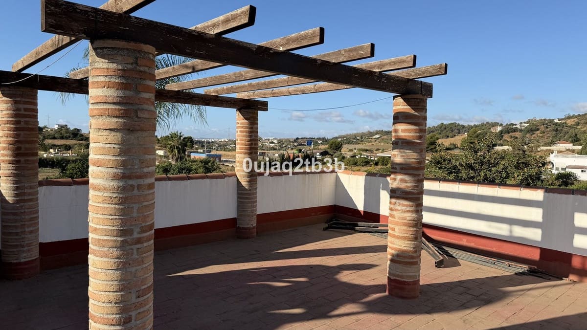 Byggetomt til salgs i Estepona - € 1 550 000 (Ref: 9524877)