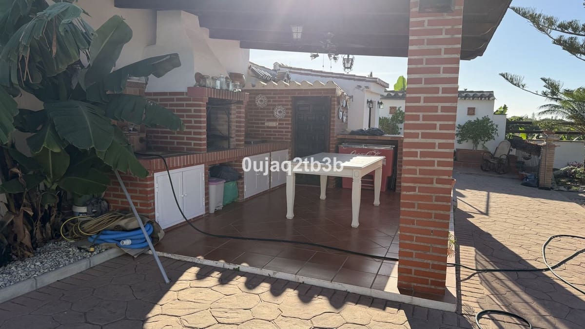 Byggetomt til salgs i Estepona - € 1 550 000 (Ref: 9524877)