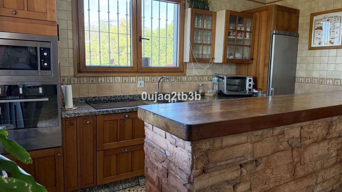 Byggetomt til salgs i Estepona - € 1 550 000 (Ref: 9524877)