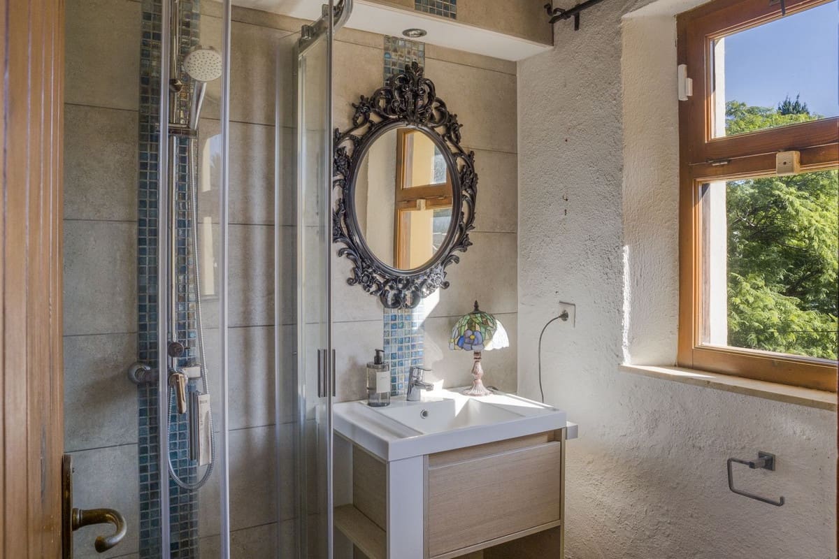 5 soveværelse Villa til salg i Estepona med garage - € 1.900.000 (Ref: 9524878)