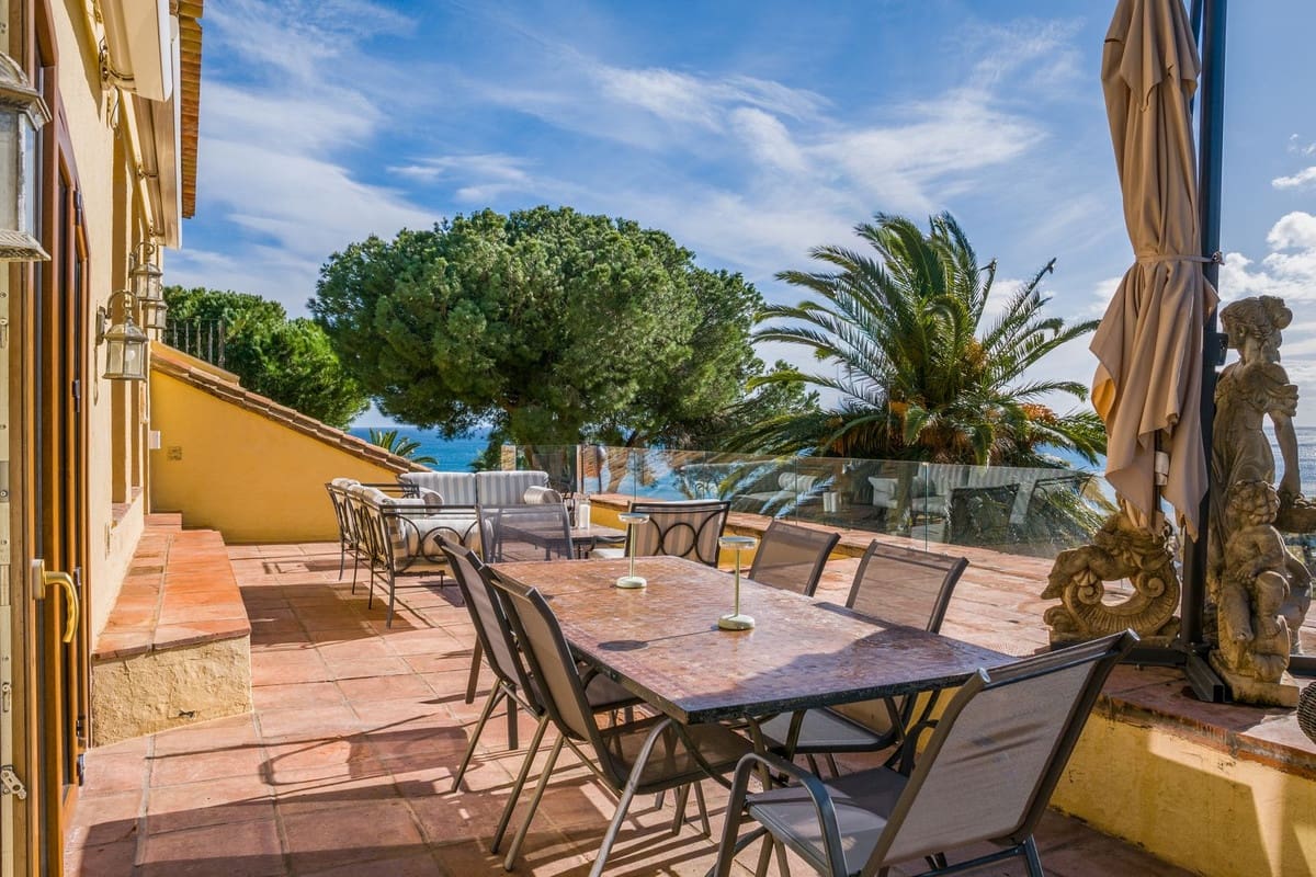 5 sypialnia Willa na sprzedaż w Estepona z garażem - 1 750 000 € (Ref: 9524878)