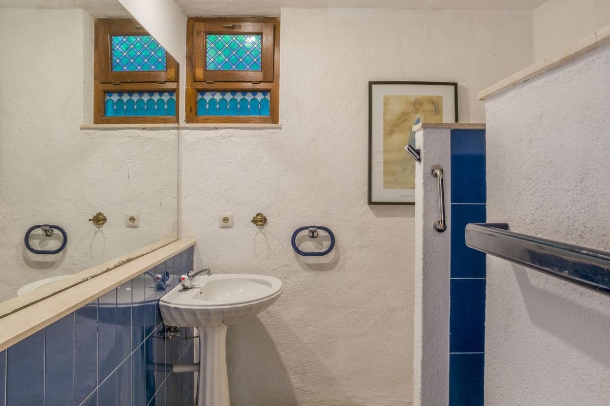 5 sypialnia Willa na sprzedaż w Estepona z garażem - 1 750 000 € (Ref: 9524878)