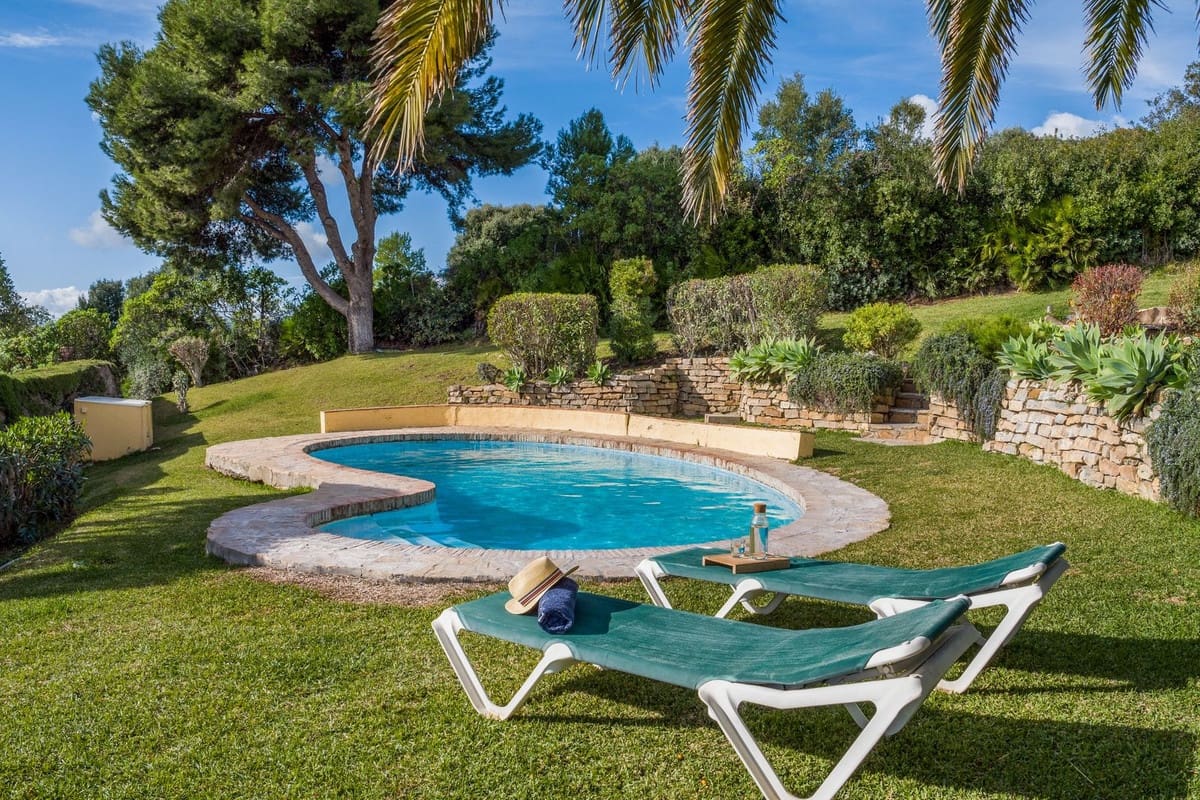 5 sypialnia Willa na sprzedaż w Estepona z garażem - 1 750 000 € (Ref: 9524878)