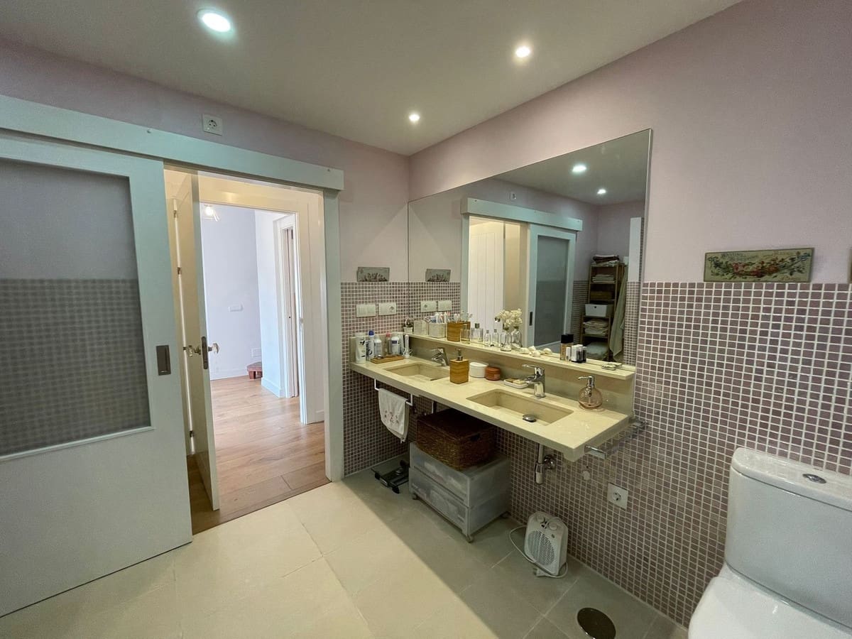 4 soveværelse Villa til salg i Estepona med garage - € 1.856.000 (Ref: 9524879)