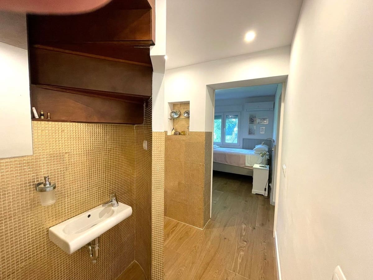 4 bedroom Villa for sale in Estepona with garage - € 1,856,000 (Ref: 9524879)