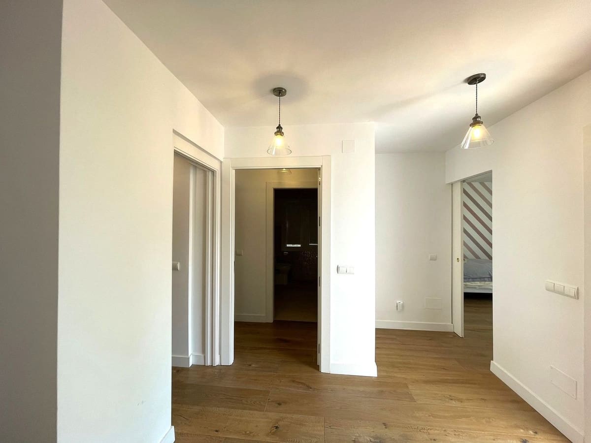 4 bedroom Villa for sale in Estepona with garage - € 1,856,000 (Ref: 9524879)