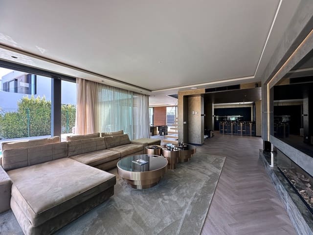 4 sypialnia Willa na sprzedaż w Saladillo-Benamara, Estepona - 2 100 000 € (Ref: 9524882)