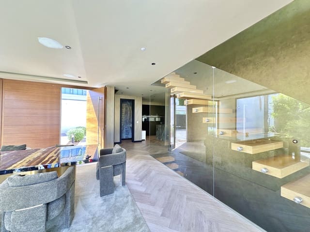 4 slaapkamer Villa te koop in Saladillo-Benamara, Estepona - € 1.999.999 (Ref: 9524882)