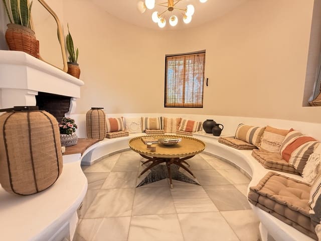 4 soveværelse Villa til salg i Estepona - € 1.950.000 (Ref: 9524884)