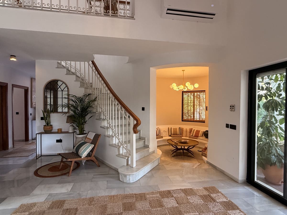 4 soveværelse Villa til salg i Estepona - € 1.950.000 (Ref: 9524884)