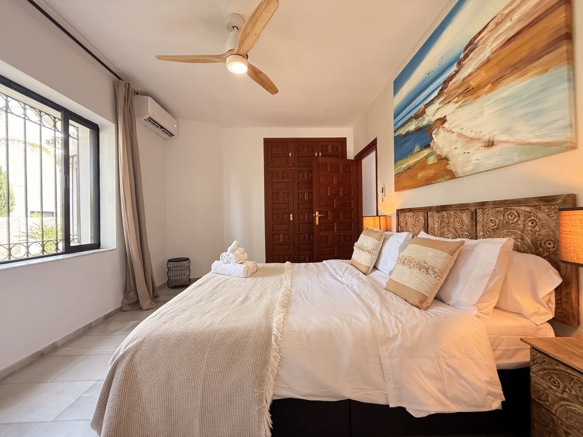 4 soveværelse Villa til salg i Estepona - € 1.950.000 (Ref: 9524884)