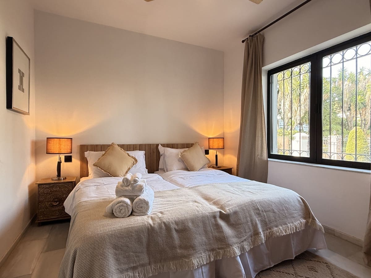 4 soveværelse Villa til salg i Estepona - € 1.950.000 (Ref: 9524884)