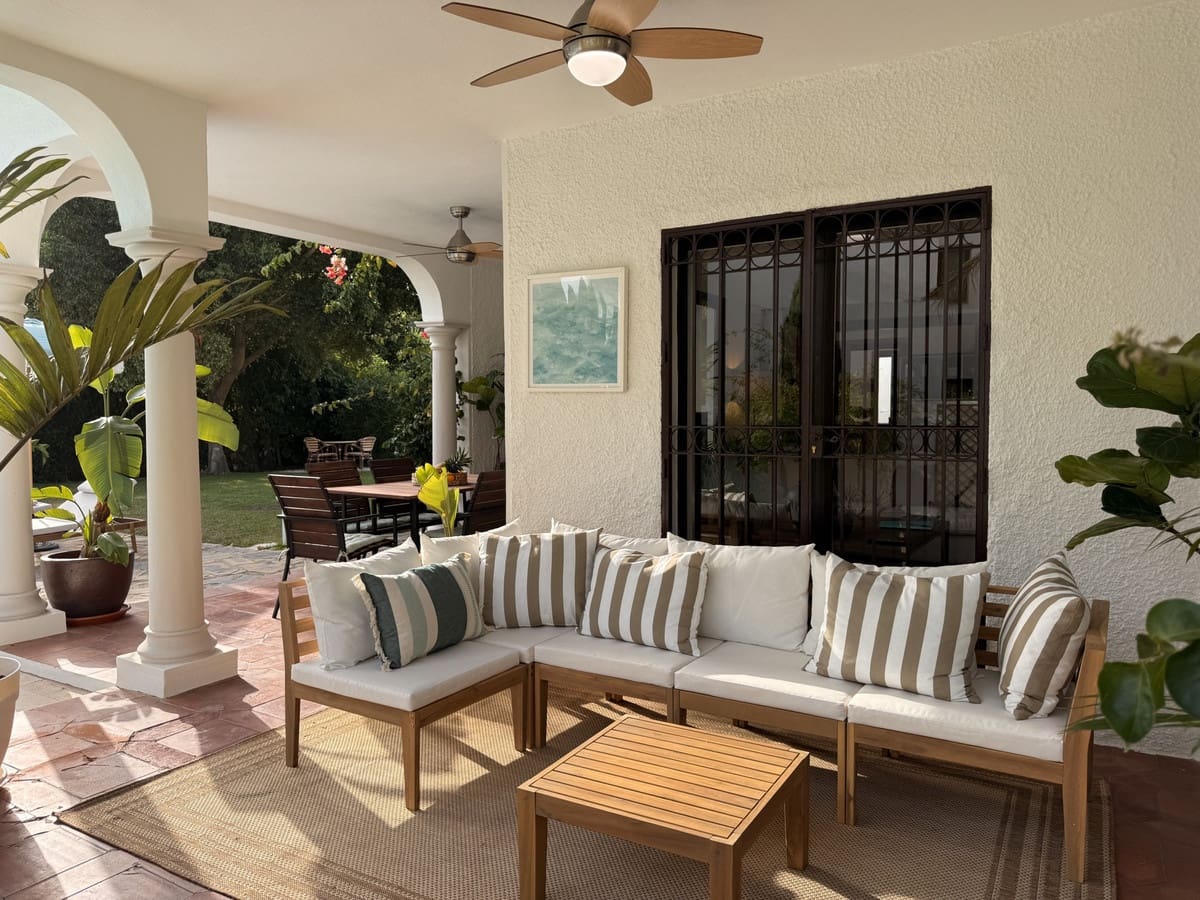 4 soveværelse Villa til salg i Estepona - € 1.950.000 (Ref: 9524884)